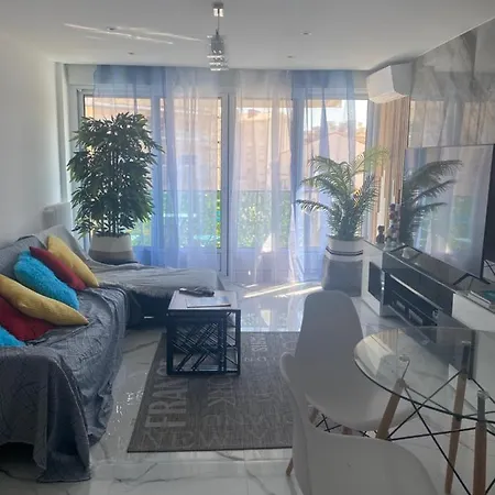 Apartment Centre Maxime 100m Et Commerce A Pied *
